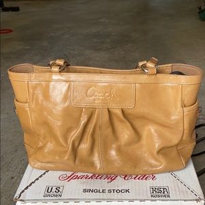 Coach shoulder purse